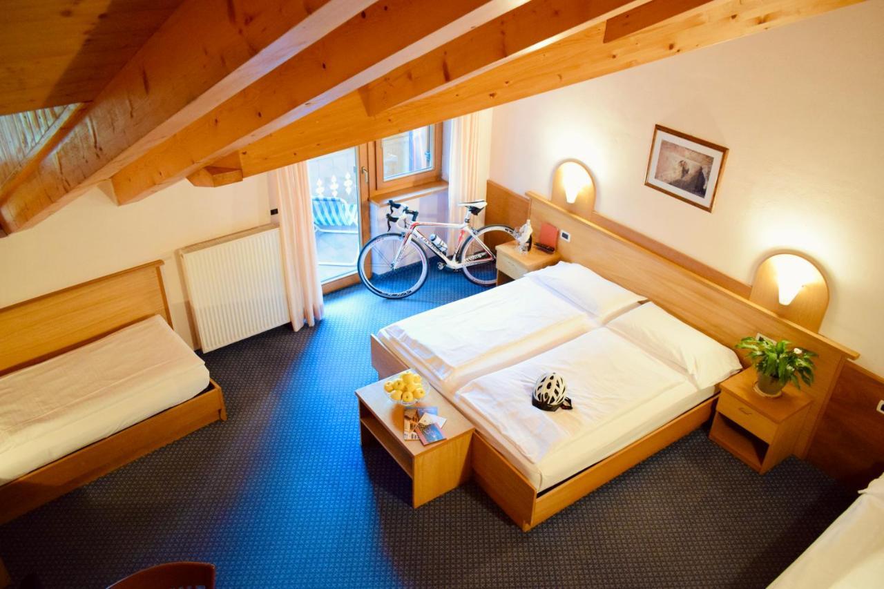 Hotel Waldheim Sarnonico Eksteriør bilde